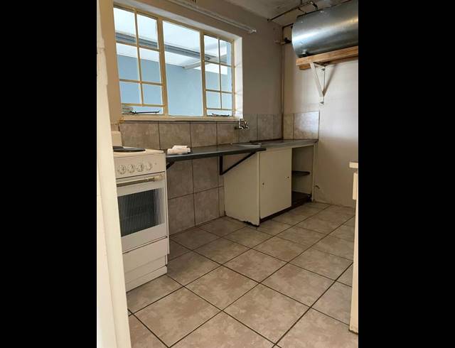 1 BEDROOM PROPERTY TO RENT IN MINDALORE